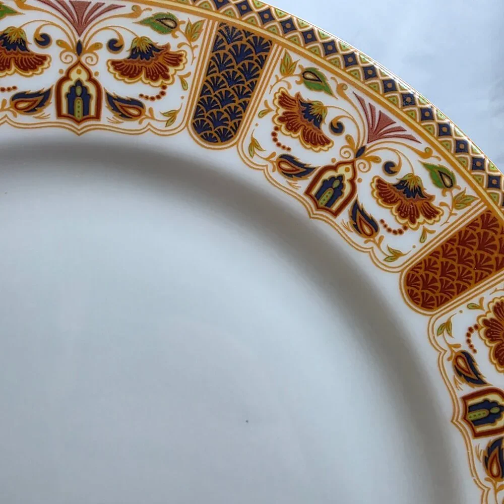 ONE Queens Imari 12 Inch Chop Plate Diamond Border with Floral Arches